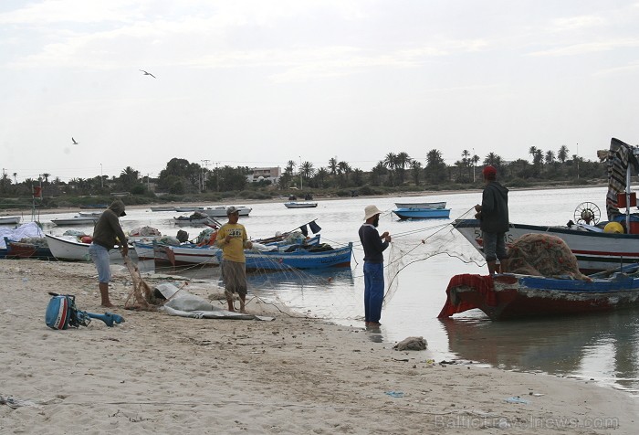 Esot Džerbas salā (Tunisija) noteikti dodies apciemot kādu no nelielām zvejnieku ostām, izbaudīt vietējo iedzīvotāju viesmīlību 81543