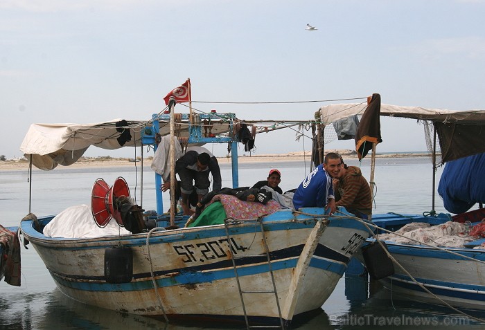 Esot Džerbas salā (Tunisija) noteikti dodies apciemot kādu no nelielām zvejnieku ostām, izbaudīt vietējo iedzīvotāju viesmīlību 81544