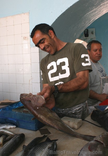 Latvijas tūristi ir laipni aicināti apmeklēt zivju tirgu Tunisijā 81592