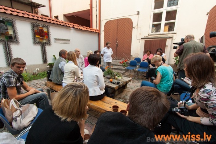Pirts dienā 08.09.2012. atvērto durvju dienas gaidāmas vairākās Rīgas pirtīs, kā arī Jūrmalā, Kandavā, Lielvārdē, Murjāņos, Talsos un citviet Latvijā. Pirts dienā 08.09.2012. atvērto durvju dienas gaidāmas vairākās Rīgas pirtīs, kā arī Jūrmalā, Kandavā, Lielvārdē, Murjāņos, Talsos un citviet Latvijā. 81655