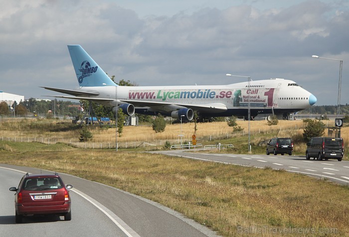 Tā ir lidmašīna-viesnīca lidostas teritorijā. Foto sponsors:  www.travel-rsp.lv 82144