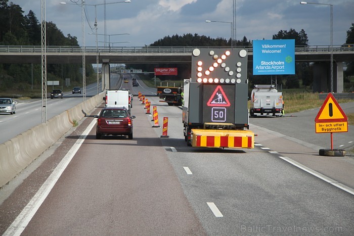 Ar neapbruņotu aci var pamanīt, ka zviedri ļoti rūpējas par ceļu satiksmes drošību. Foto sponsors:  www.travel-rsp.lv 82145