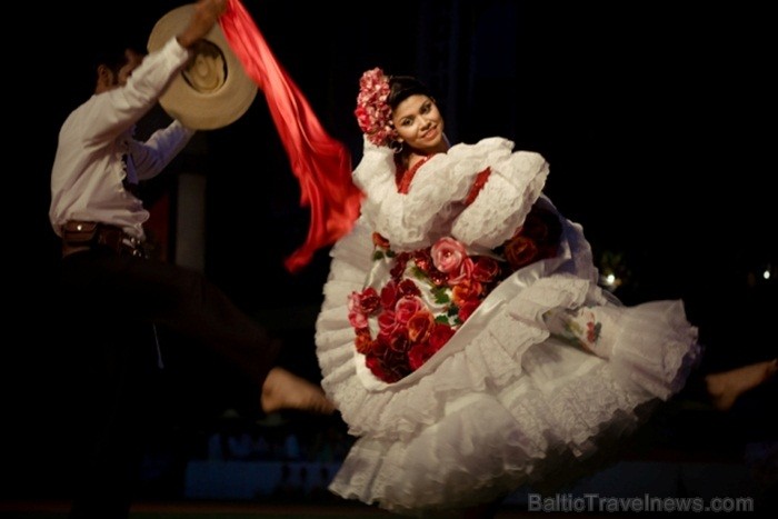 Bambuko kultūras festivāls ietver gan mūzikas, gan dejas, gan tērpu parādes elementus. Foto: www.colombia.travel 82619