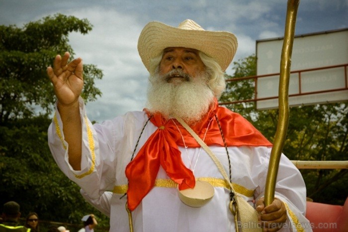 Bambuko kultūras festivāls ietver gan mūzikas, gan dejas, gan tērpu parādes elementus. Foto: www.colombia.travel Bambuko kultūras festivāls ietver gan mūzikas, gan dejas, gan tērpu parādes elementus. Foto: www.colombia.travel 82621