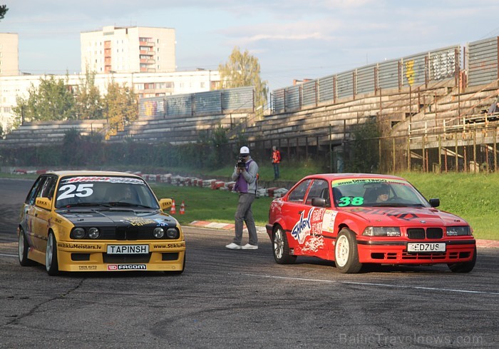 Drifta sezonas noslēgums 2012 Biķerniekos. Foto sponsors: www.avis.lv 82802
