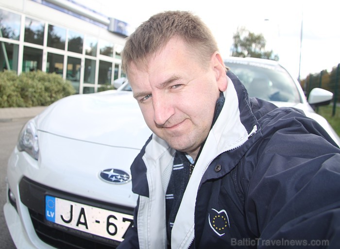 Travelnews.lv direktors Aivars Mackevičs atzinīgi vērtē auto no dizaina un braukšanas emociju gammas, taču auto dārdzība un degvielas patēriņš sportis 83144