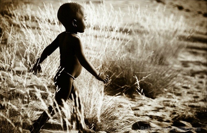Namībijas iedzīvotāji ir lepni ne tikai par sevi, bet arī savu kultūru. Foto: www.namibiatourism.com Namībijas iedzīvotāji ir lepni ne tikai par sevi, bet arī savu kultūru. Foto: www.namibiatourism.com 83180