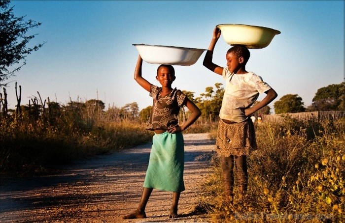 Namībijas iedzīvotāji ir lepni ne tikai par sevi, bet arī savu kultūru. Foto: www.namibiatourism.com Namībijas iedzīvotāji ir lepni ne tikai par sevi, bet arī savu kultūru. Foto: www.namibiatourism.com 83185