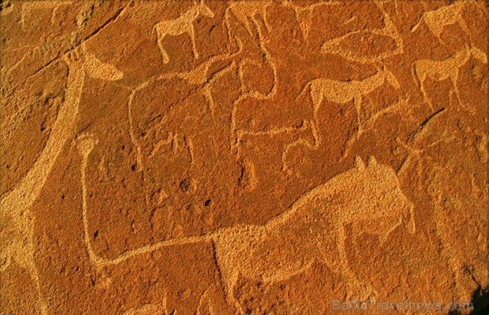 Namībijas iedzīvotāji ir lepni ne tikai par sevi, bet arī savu kultūru. Foto: www.namibiatourism.com Namībijas iedzīvotāji ir lepni ne tikai par sevi, bet arī savu kultūru. Foto: www.namibiatourism.com 83186