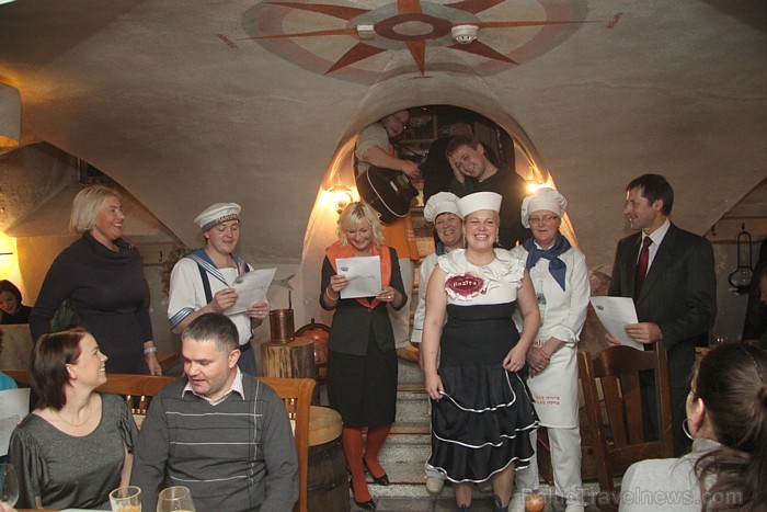 Latviešu tradicionālo ēdienu restorāns «Taverna» pie Pulvertorņa piedāvā izbaudīt īstus latgaliešu vakarus. Foto sponsors: www.latvianfood.lv 83336