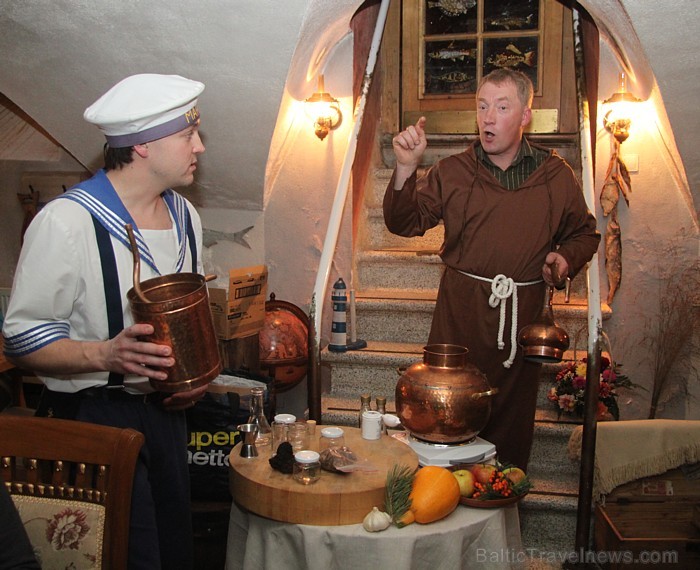 Latviešu tradicionālo ēdienu restorāns «Taverna» pie Pulvertorņa piedāvā izbaudīt īstus latgaliešu vakarus. Foto sponsors: www.latvianfood.lv 83338