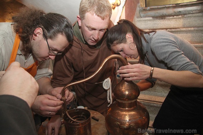 Latviešu tradicionālo ēdienu restorāns «Taverna» pie Pulvertorņa piedāvā izbaudīt īstus latgaliešu vakarus. Foto sponsors: www.latvianfood.lv 83339