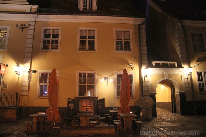 Latviešu tradicionālo ēdienu restorāns «Taverna» pie Pulvertorņa piedāvā izbaudīt īstus latgaliešu vakarus. Foto sponsors: www.latvianfood.lv 83352
