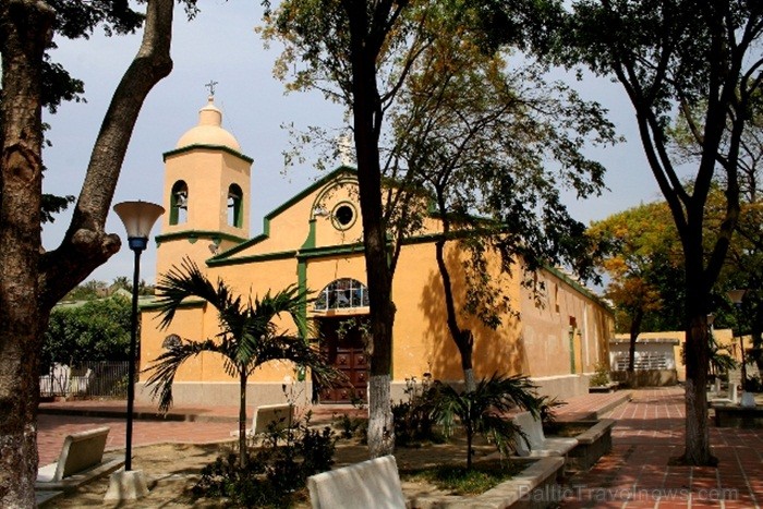 Santa Marta ir Dienvidamerikas senākā pilsēta ar apbrīnojumu mantojumu, skaistām pludmalēm un unikālām kalnu grēdām. Foto: www.colombia.travel Santa Marta ir Dienvidamerikas senākā pilsēta ar apbrīnojumu mantojumu, skaistām pludmalēm un unikālām kalnu grēdām. Foto: www.colombia.travel 83610