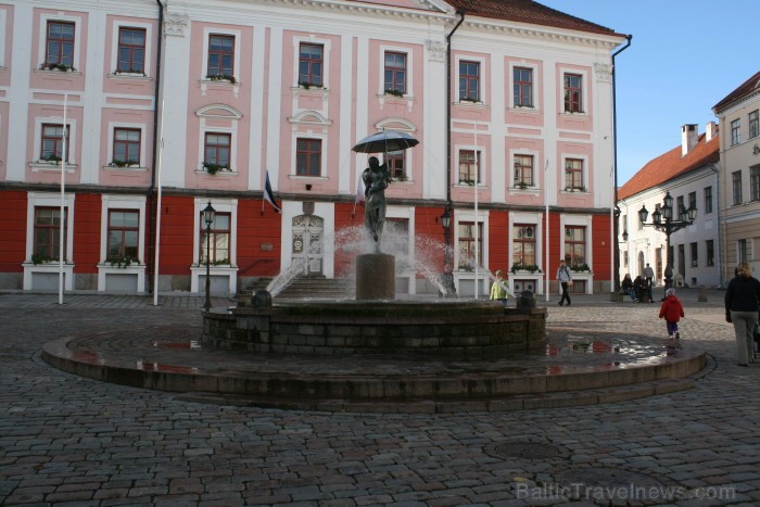 Igaunijas atmodas laikā Tartu dēvēja par Emajõgi upes (Māte Upe) Atēnām. Intelektuālā un bohēmas vide pilsētā ir saglabājusies vēl joprojām. Foto: www 84046