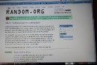 Fb.com/Travelnews.lv žūrijas komisija piecu cilvēku sastāvā ar Random.org skaitļu ģeneratora starpniecību izlozē 2044. numuru 16