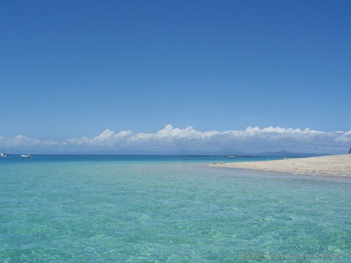 Madagaskaras sala Nosy Be jeb Lielā sala piedāvā tās viesiem plašu dabas un augu dažādību. Foto: www.a-sono.lv Madagaskaras sala Nosy Be jeb Lielā sala piedāvā tās viesiem plašu dabas un augu dažādību. Foto: www.a-sono.lv 84099