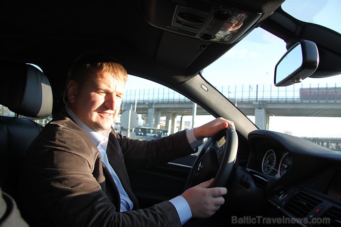 BalticTravelnews.com direktors Aivars Mackevičs testē jauno BMW X6 M50d, kurš pirms testa bija nobraucis tikai 300 km 84119