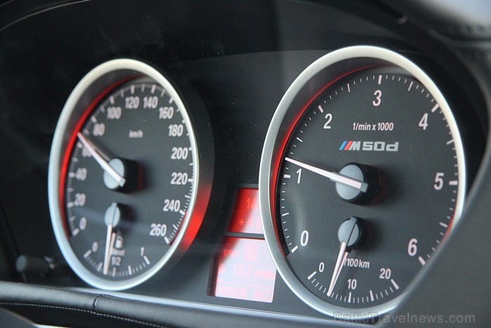 BMW X6 M50d paātrinās no 0 līdz 100 km/h tikai 5,3 sekundēs 84120