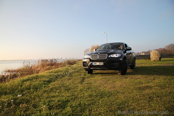 Travelnews.lv testē BMW X6 M50d, ko piedāvāja viens no BMW oficiālajiem dīleriem - www.inchcape-bmauto.lv 84127