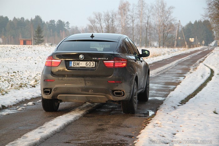 Travelnews.lv testē BMW X6 M50d, ko piedāvāja viens no BMW oficiālajiem dīleriem - www.inchcape-bmauto.lv 84134