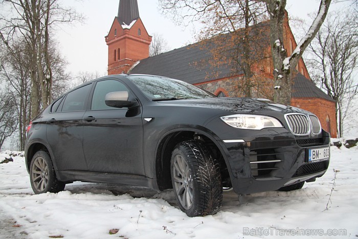 Travelnews.lv testē BMW X6 M50d, ko piedāvāja viens no BMW oficiālajiem dīleriem - www.inchcape-bmauto.lv 84137