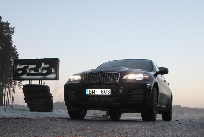 Travelnews.lv testē BMW X6 M50d, ko piedāvā viens no BMW oficiālajiem dīleriem Latvijā - www.inchcape-bmauto.lv 84145