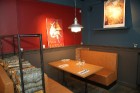 Čarlstona interjers ir pierādījums tam, ka mājīgumu var radīt arī dūmakas, puskrēslas un melnā apvienojums - www.restaurant-riga.com 8