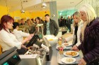 Biznesa kompleksā Valdo atklāts jauns pusdienu restorāns Sunny. Foto sponsors: www.sunny.lv 26