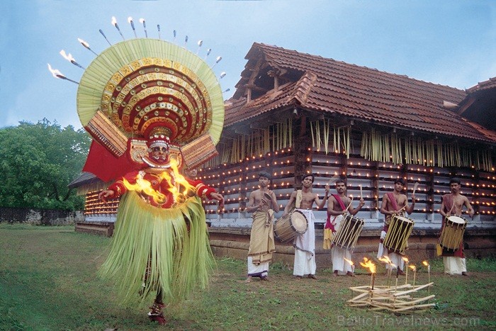 Kerala ir viens no Indijas štatiem, kas atrodas Indostānas pussalas dienvidos un Keralu sauc par Dievu, maģijas un garšvielu zemi. Foto:www.keralatour Kerala ir viens no Indijas štatiem, kas atrodas Indostānas pussalas dienvidos un Keralu sauc par Dievu, maģijas un garšvielu zemi. Foto:www.keralatour 84709