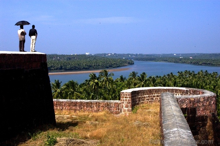 Kerala ir viens no Indijas štatiem, kas atrodas Indostānas pussalas dienvidos un Keralu sauc par Dievu, maģijas un garšvielu zemi. Foto:www.keralatour 84731