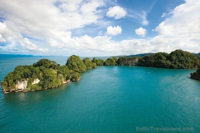 Dominikānas Republika aizņem divas trešdaļas Haiti salas un tā ir otrā lielākā valsts Karību reģionā. Foto: www.godominicanrepublic.com 84825