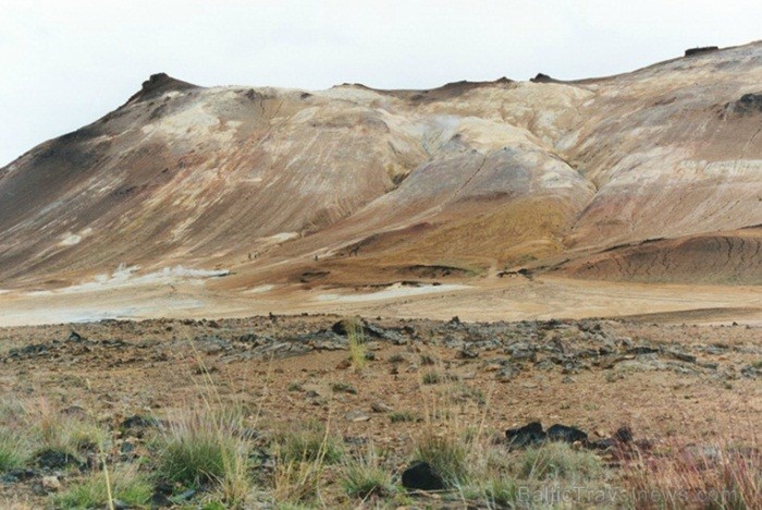 Islande jeb Īslande ir salu valsts Atlantijas okeāna ziemeļos starp Grenlandi, Norvēģiju un Britu salām. Foto: www.icelandtouristboard.com Islande jeb Īslande ir salu valsts Atlantijas okeāna ziemeļos starp Grenlandi, Norvēģiju un Britu salām. Foto: www.icelandtouristboard.com 85177