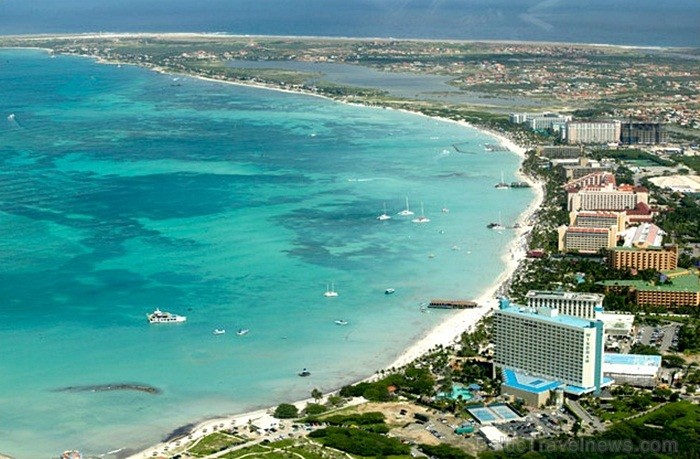 Aruba ir 33km gara sala Mazo Antiļu salu grupā, kas kopā ar Nīderlandi, Sintmārtenu un Kirasao veido Nīderlandes karalisti. Foto: www.aruba.com Aruba ir 33km gara sala Mazo Antiļu salu grupā, kas kopā ar Nīderlandi, Sintmārtenu un Kirasao veido Nīderlandes karalisti. Foto: www.aruba.com 85371