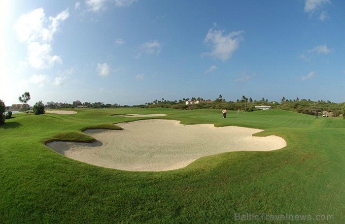 Aruba ir 33km gara sala Mazo Antiļu salu grupā, kas kopā ar Nīderlandi, Sintmārtenu un Kirasao veido Nīderlandes karalisti. Foto: www.aruba.com Aruba ir 33km gara sala Mazo Antiļu salu grupā, kas kopā ar Nīderlandi, Sintmārtenu un Kirasao veido Nīderlandes karalisti. Foto: www.aruba.com 85381