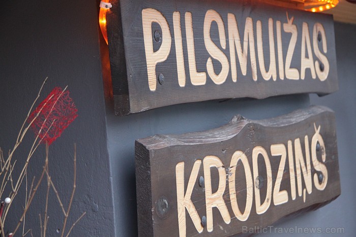 Pilsmuižas krodziņs - tā ir lieliska vieta Limbažos, kur nobaudīt gardu maltīti un pavadīt laiku patīkamā atmosfērā. Foto sponsors: www.visitlimbazi.l Pilsmuižas krodziņs - tā ir lieliska vieta Limbažos, kur nobaudīt gardu maltīti un pavadīt laiku patīkamā atmosfērā. Foto sponsors: www.visitlimbazi.l 85624