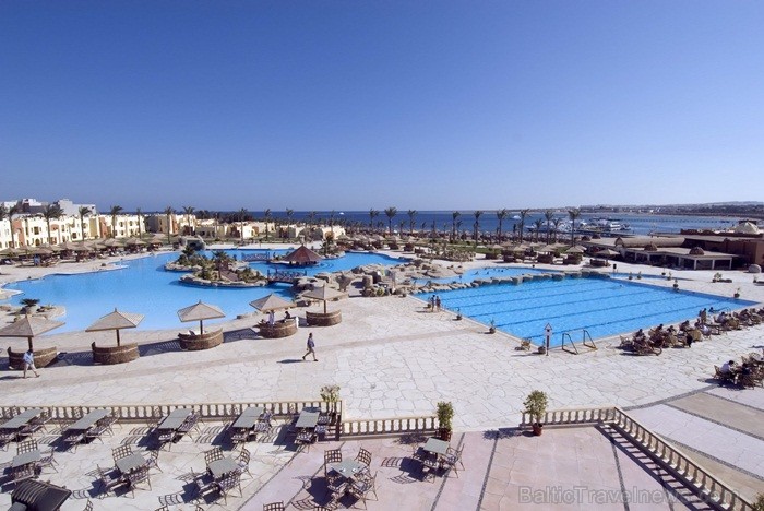 Hurgada ir Ēģiptes vispasakainākais kūrorts un tūrisma centrs, kas atrodas Sarkanās jūras krastos. Foto: www.sunrisehotels-egypt.com Hurgada ir Ēģiptes vispasakainākais kūrorts un tūrisma centrs, kas atrodas Sarkanās jūras krastos. Foto: www.sunrisehotels-egypt.com 85737