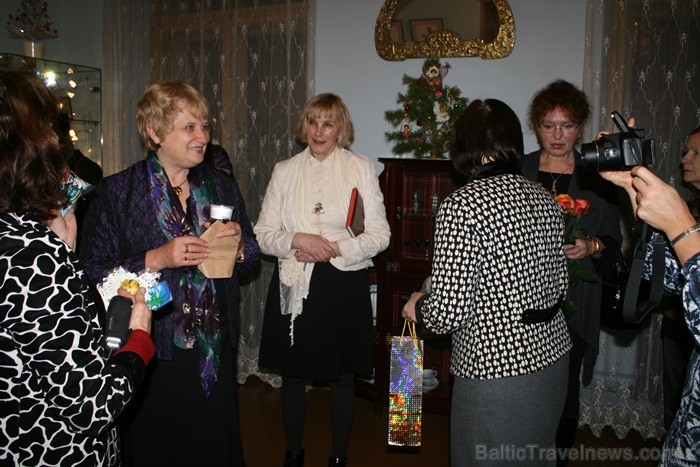 2012. gada 12. decembrī Rīgas Jūgendstila muzejā tika atklāta izstāde «Ziemassvētku elēģija». 86229
