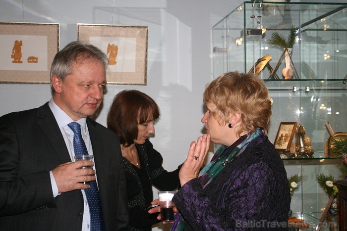 2012. gada 12. decembrī Rīgas Jūgendstila muzejā tika atklāta izstāde «Ziemassvētku elēģija». 86233