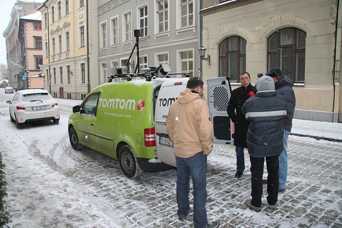 Kompānija TomTom 10.12.2012 prezentēja Latvijas žurnālistiem jaunākās navigācijas ierīces un datu apstrādes menedžmentu Kompānija TomTom 10.12.2012 prezentēja Latvijas žurnālistiem jaunākās navigācijas ierīces un datu apstrādes menedžmentu 86285