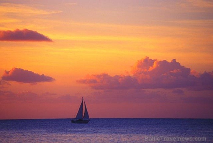 Sentlūsija ir salu valsts Karību jūras austrumos uz robežas ar Atlantijas okeānu. Foto: www.stlucia.org 86458