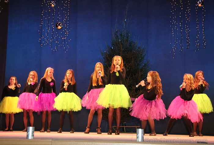 Ziemassvētku koncerts 22.12.2012 kopā ar Svilpastēm Ogres Kultūras centrā 86674