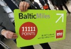 20.12.2012 Starptautiskajā lidostā Rīga 11 111. pircējs ar BalticMiles karti saņēma 11 111 bonusa punktus no ATU Duty Free 3