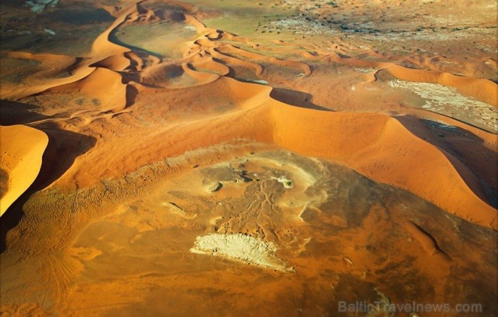 Namībija ietver sevī vārdiem neaprakstāmas dabas ainavas un katrai no tām ir savs raksturs un valdzinājums. Foto: www.namibiatourism.com.na Namībija ietver sevī vārdiem neaprakstāmas dabas ainavas un katrai no tām ir savs raksturs un valdzinājums. Foto: www.namibiatourism.com.na 86768
