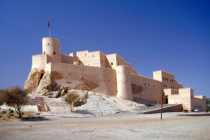 Omānas Sultanāts tiek dēvēts par vienu no tradicionālākajām un skaistākajām arābu zemēm. Foto: Oman Ministry of Tourism Omānas Sultanāts tiek dēvēts par vienu no tradicionālākajām un skaistākajām arābu zemēm. Foto: Oman Ministry of Tourism 86801