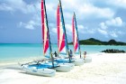 Antigva un Barbuda ir saulaina valsts Karību jūrā un valsts teritorijā ir trīs salas - Antigva, Barbuda un neapdzīvotā Redonda. Foto: Antigua & Barbud 3