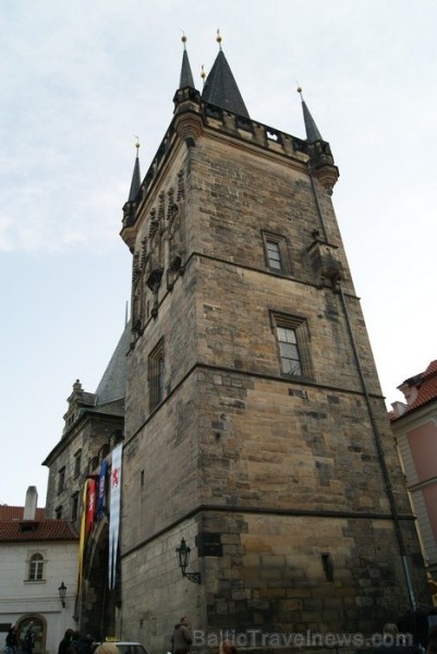 Karaliskā Čehija.. Vēsturiska, bagāta ar dažādu stilu arhitektūru, filmu režisoru iemīļota, pazīstama kā valsts, kurā ir vienas no labākajām alus šķir 87046