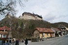 Karaliskā Čehija.. Vēsturiska, bagāta ar dažādu stilu arhitektūru, filmu režisoru iemīļota, pazīstama kā valsts, kurā ir vienas no labākajām alus šķir 16