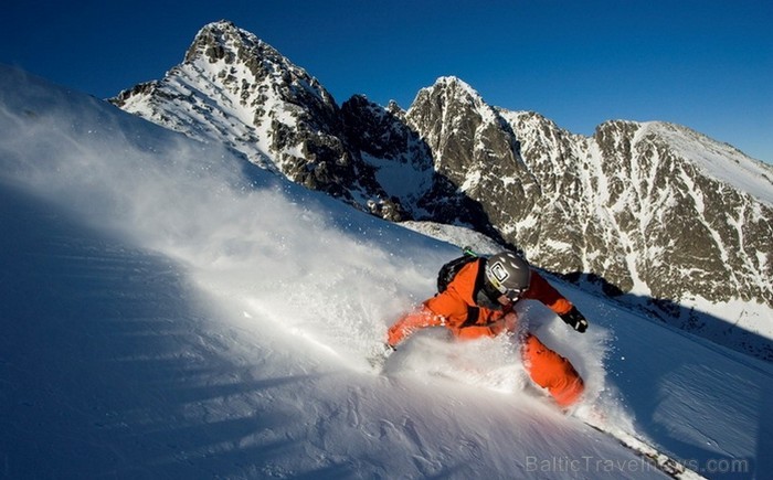 Slovākijas Tatru kalnos iespējams baudīt ziemas priekus līdz pat marta beigām. Ziemas aktivitātes šajā reģionā var būt gan kalnu slēpošana, gan snovbo 87169