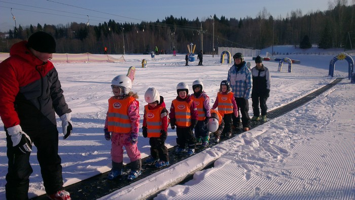 Reiņa trasē bērni no trīs līdz septiņu gadu vecumam var piedalīties Reiņa trasē bērni no trīs līdz septiņu gadu vecumam var piedalīties